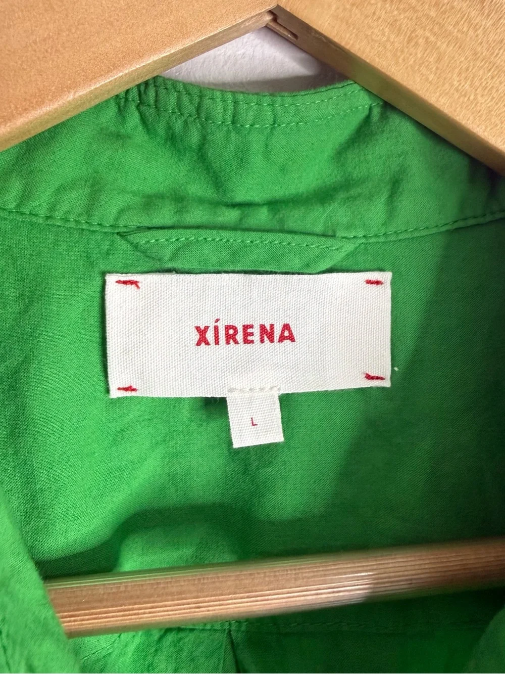 XIRENA Green Cotton Button Front Shirt Women’s Large Collared Long Sleeve